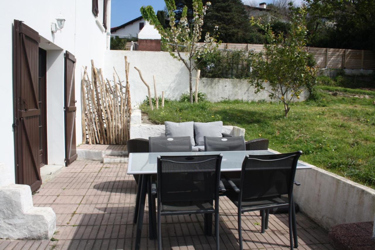 Appartement Au Calme A Hendaye Buitenkant foto