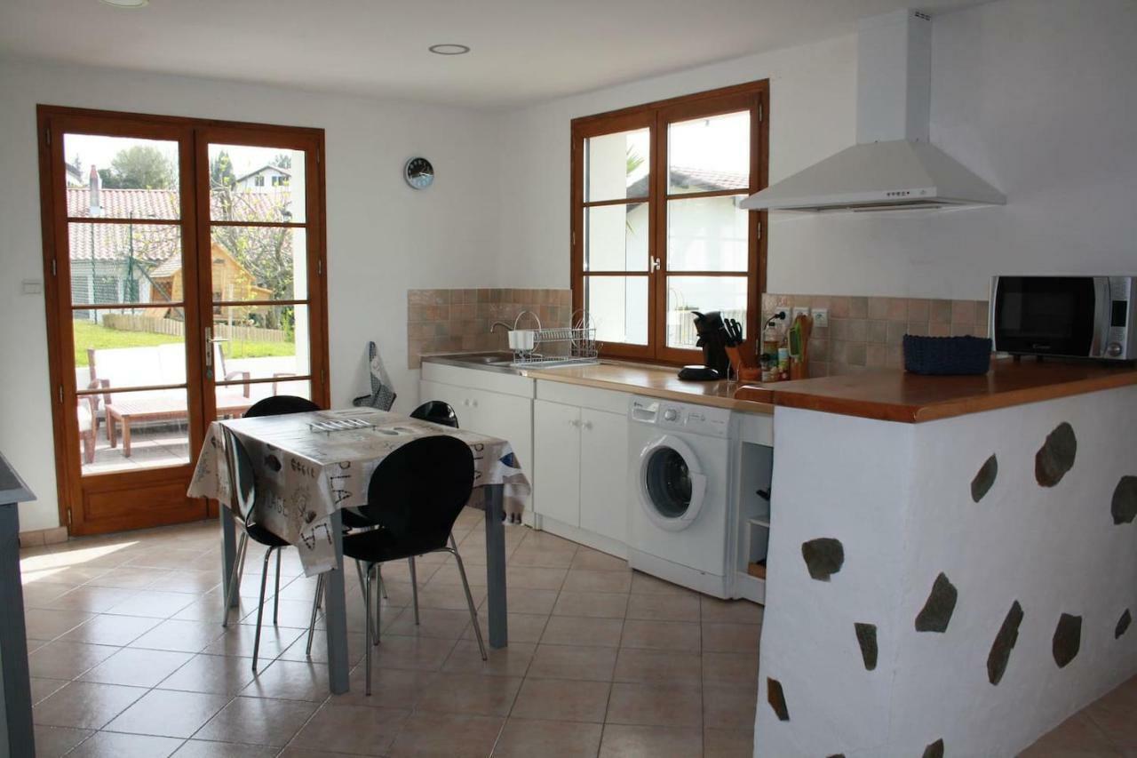Appartement Au Calme A Hendaye Buitenkant foto